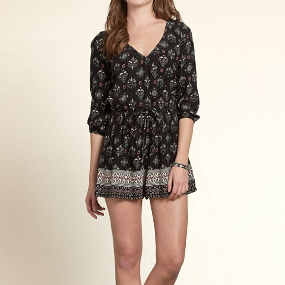 Hollister Pants - Hollister Bohemian Romper Size Small